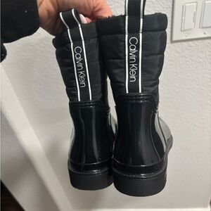Calvin Klein Shiny Black Quilted Winter Boots
